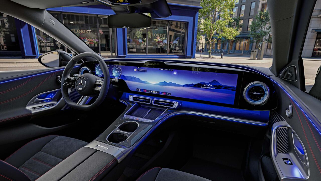 Mercedes-Benz C400 