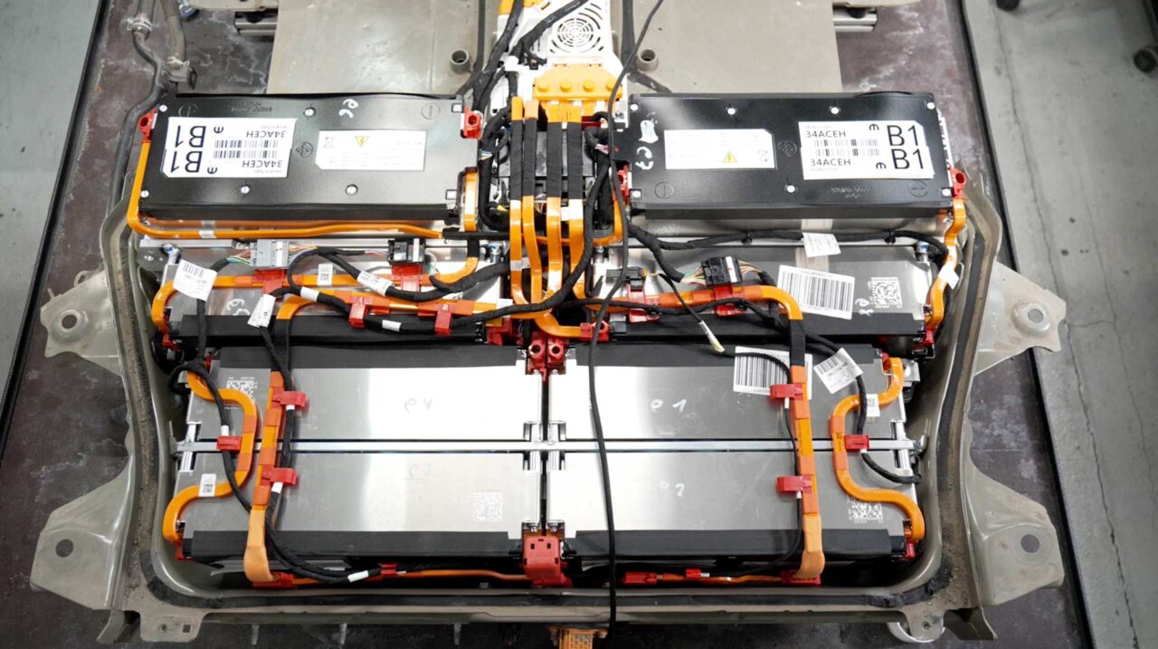 Opel Battery Refurbishment Center 