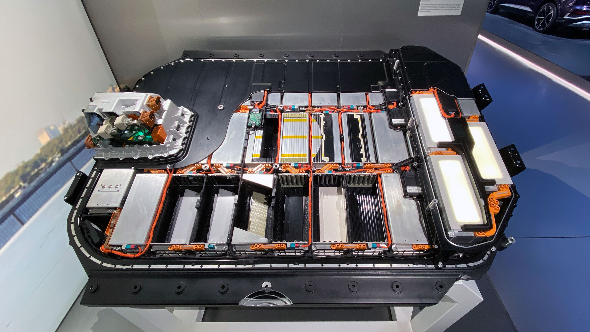 offene Batterie Audi